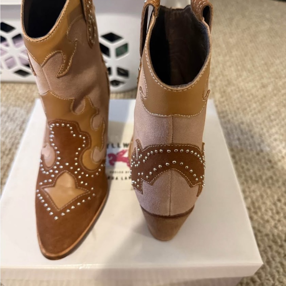 Idyllwind Tan and Cream Heeled Boots with Studded Design